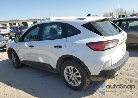 2021 Ford Escape S z USA, uszkodzony, nr VIN 1FMCU9F61MUA16753